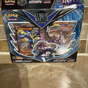 Pokemon League Battle Deck Urshifu VMAX - Blue and Black